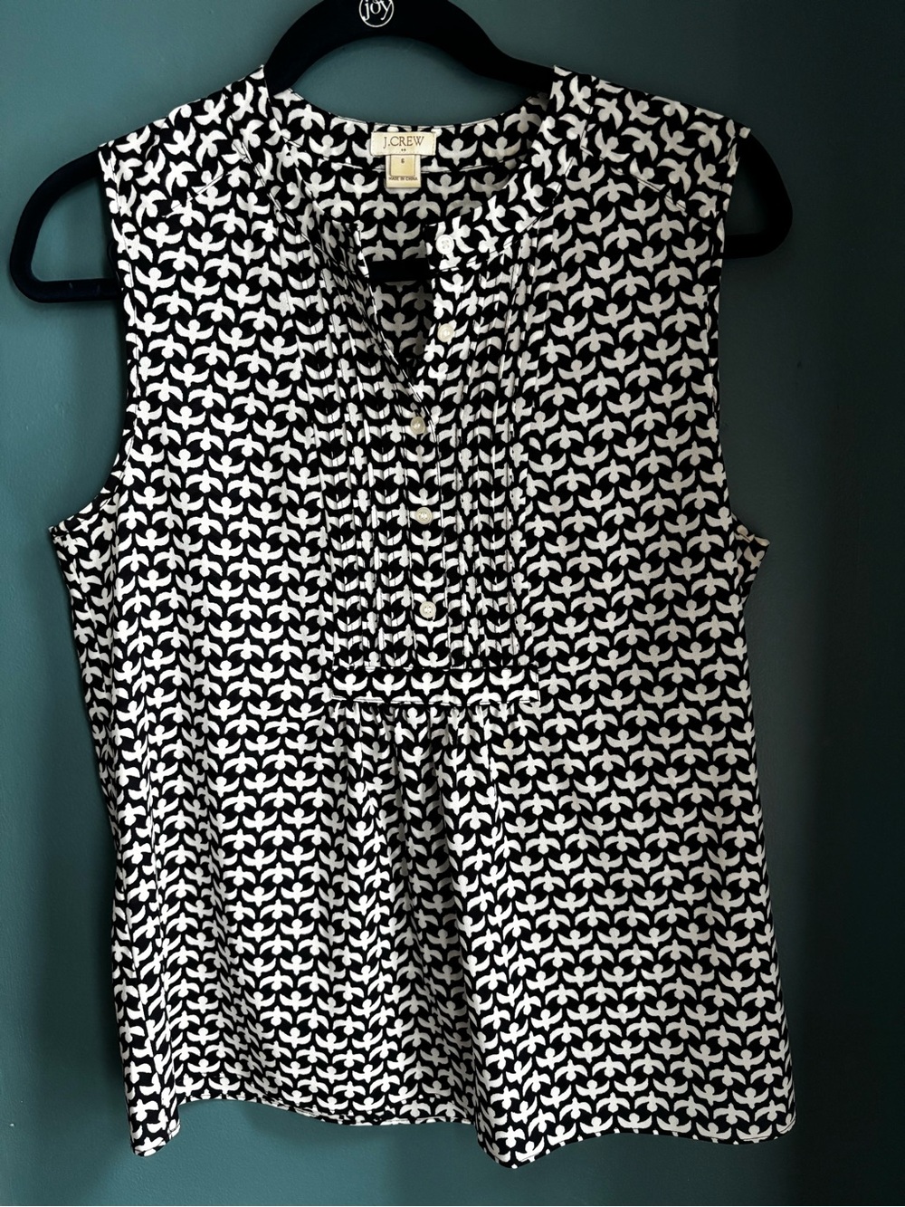 J. Crew Sleeveless Navy Blue & White Printed Pintuck Top